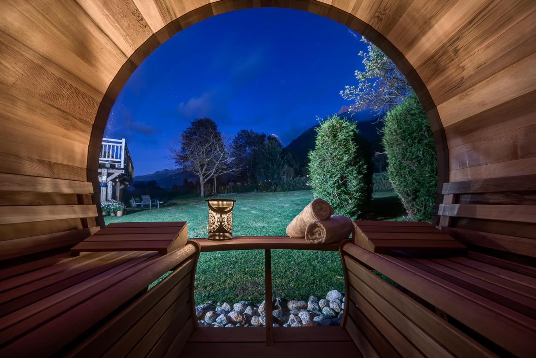 Tiki Lodge - Hot Tub & Sauna シャモニー エクステリア 写真
